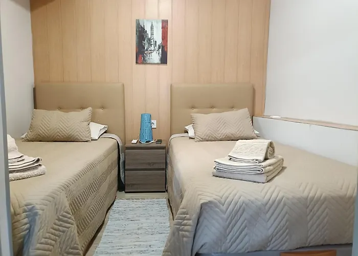 House Romantic R/c Right