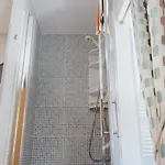 House Romantic R/c Right