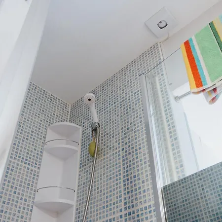 House Romantic R/c Right Apartament *