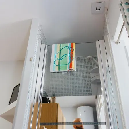 House Romantic R/c Right *